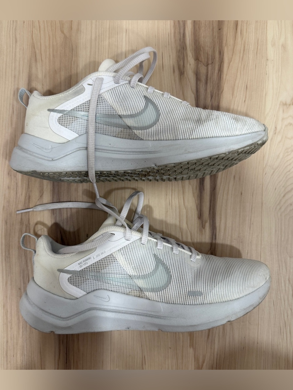 Nike Downshifter 12 Sneakers in White Size 7.5